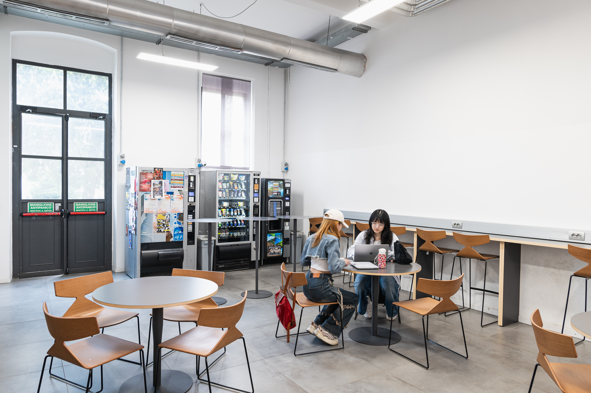 Online-презентация Итальянской академии искусств NABA — фото 1